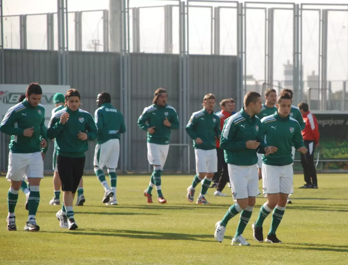 Bursaspor Karabük\'ü Gözüne Kestirdi