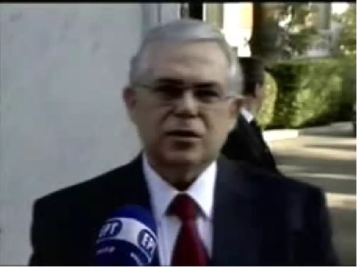 Merkel\'den Yunanistan\'a 29 Kasım\'a Kadar Süre