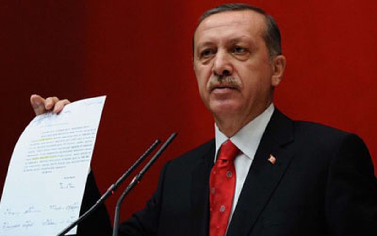 Alevilerden Başbakan'a Destek