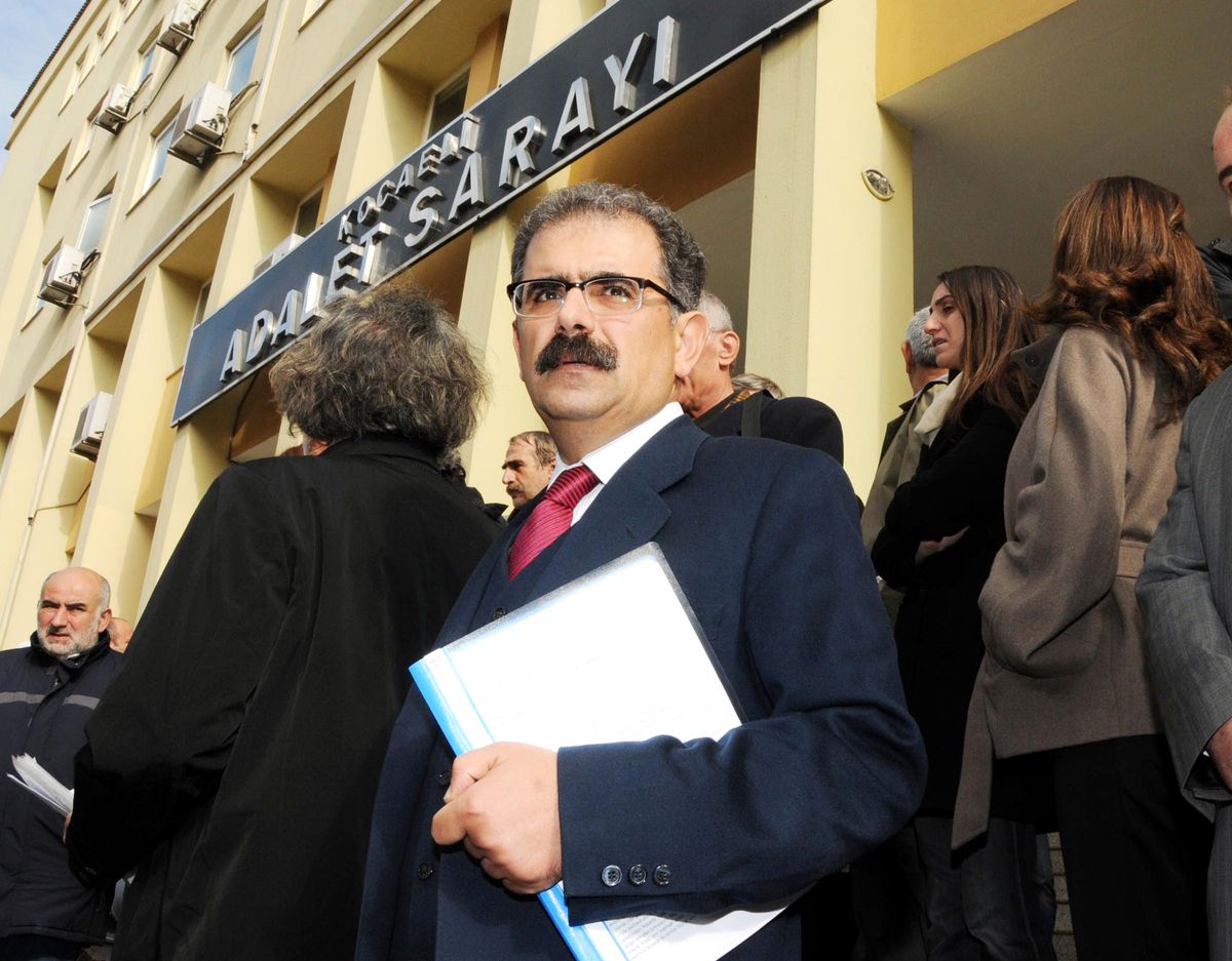 'şarlatan Davası' Yine Ertelendi