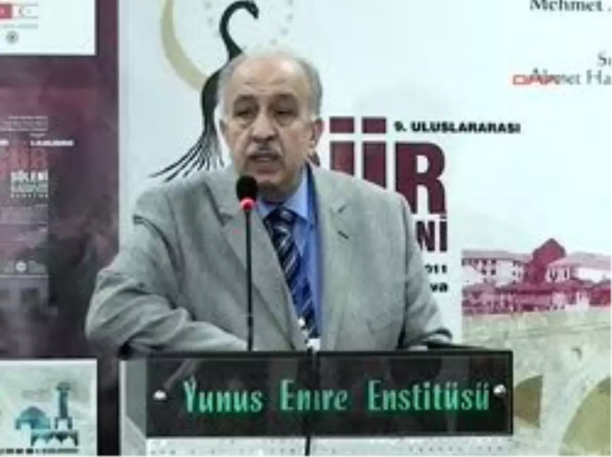 1türkiye Yazarlar Birliği\'nden Kosova\'da Mehmet Akif Yılı\'nda Şiir Şöleni