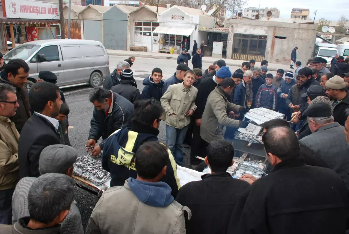 50 Kilo Balık 10 Dakikada Tükendi