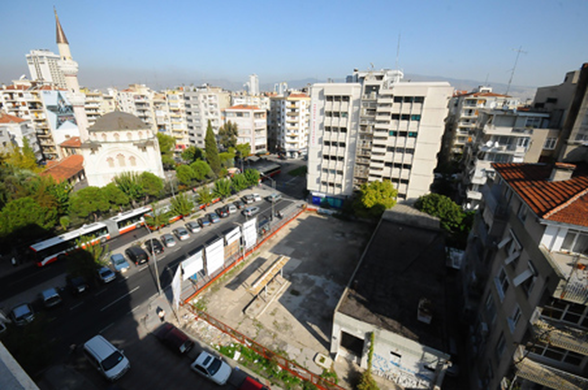 Büyükşehir'in Yeni Otoparkı Parmak Isırtacak