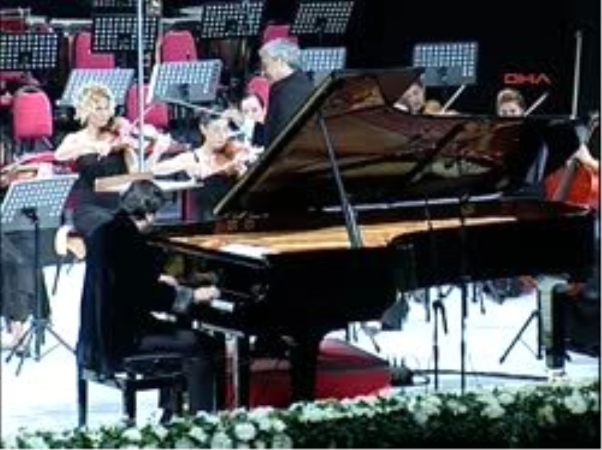 Antalya 2 Piyano Festivaline Muhteşem Açılış Piyano Festivaline Muhteşem Açılış