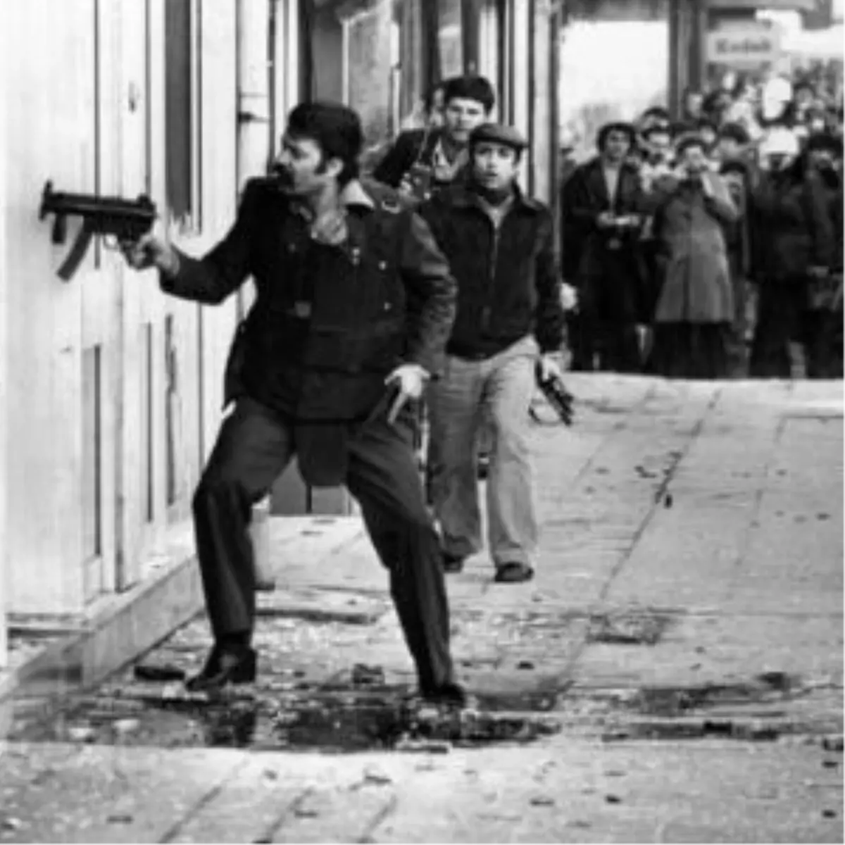 12 Eylül'ün Bilinmeyen Fotoğrafları