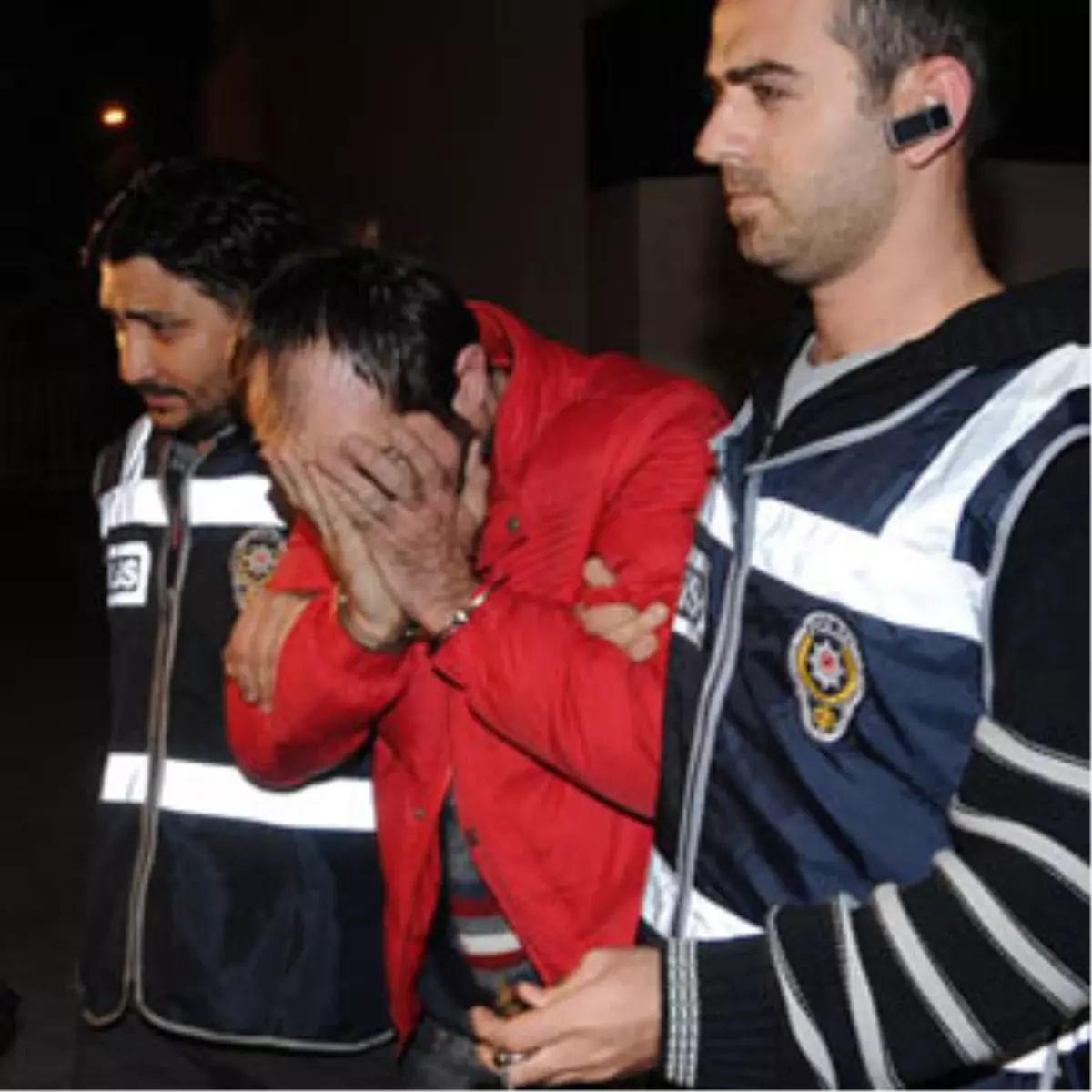 Baykal\'ın Evine Giren Hırsız Yakalandı