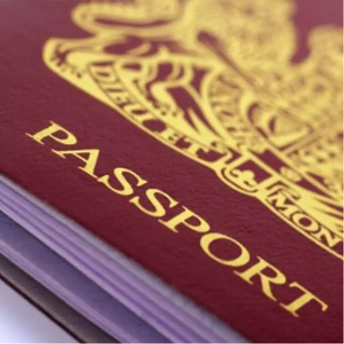 Artık Bu Ülkeye Kimlikle Girilecek