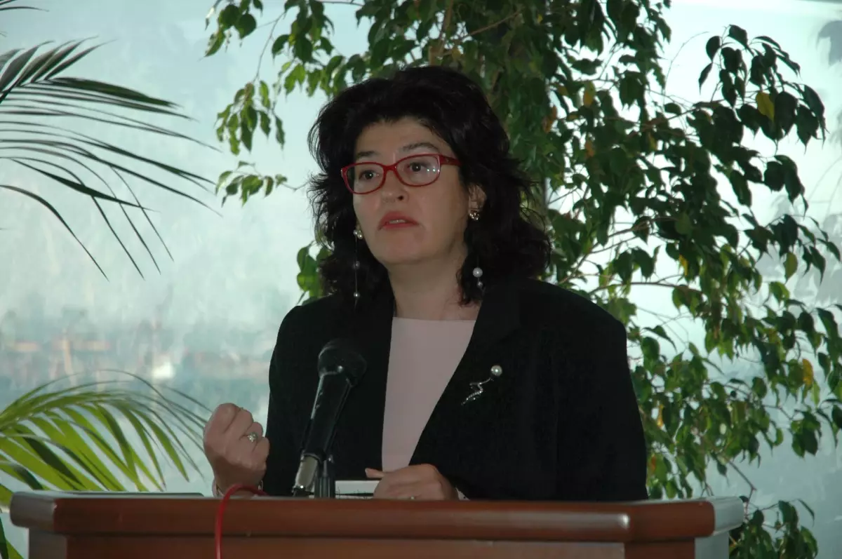 İzmir\'de Meslek Odası Başkanlarından Belediye Operasyonu Tepkisi