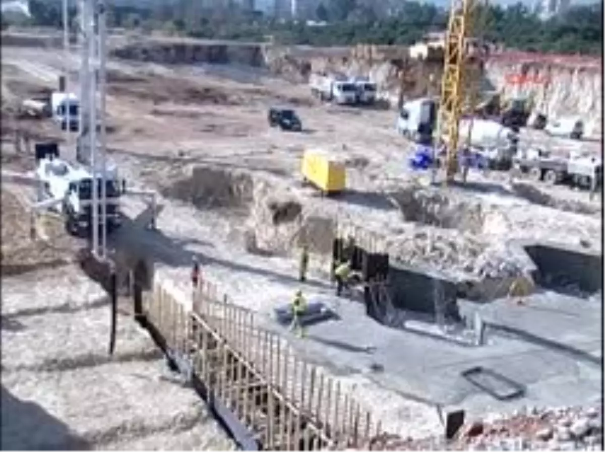 Avrupa\'nın İkinci Büyük Akvaryumunun Temeli Antalya\'da Atıldı