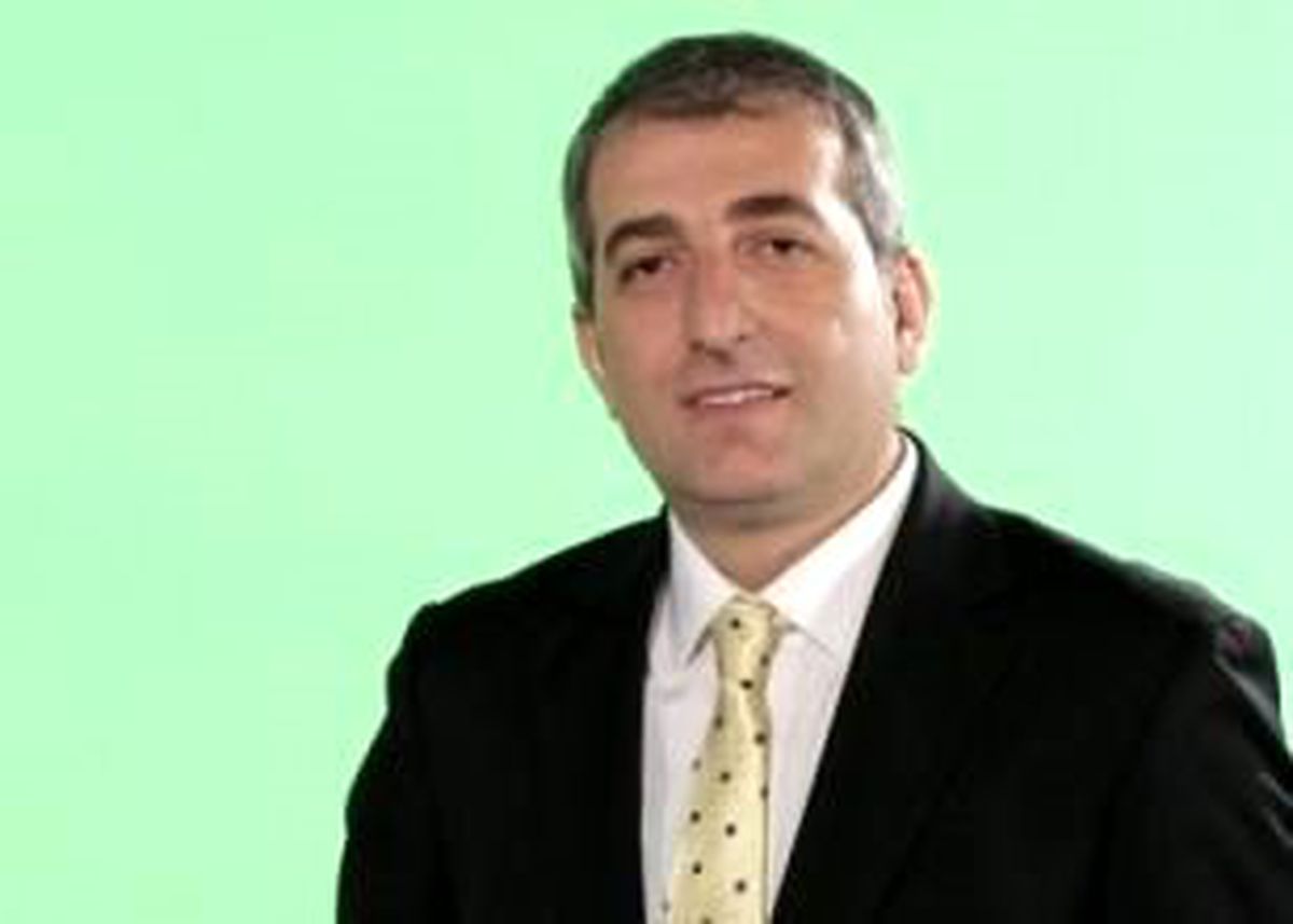 Aydınlar Konuştu, Helvacı Tercüme Etti!