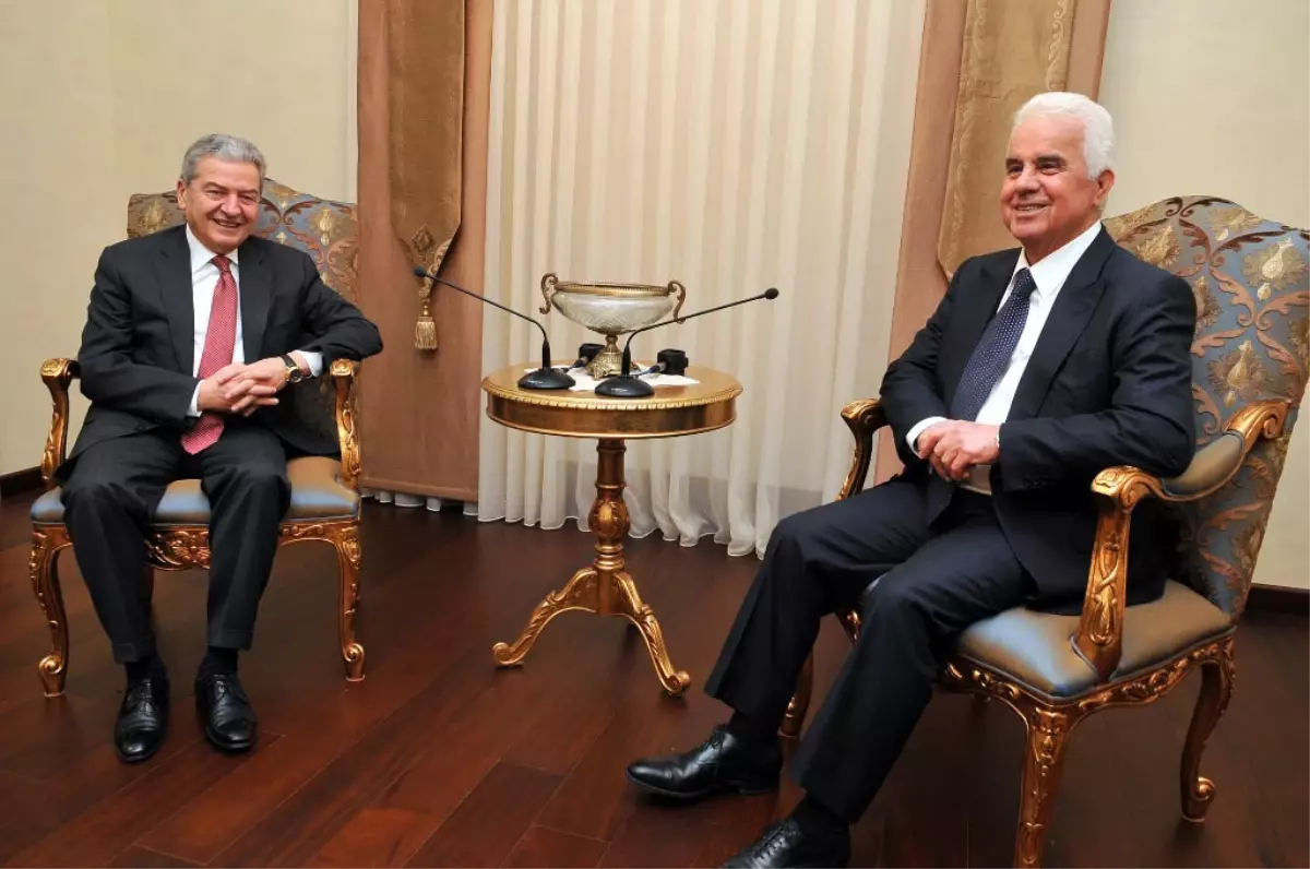 Kıbrıs, Akdeniz\'in Singapur\'u Olabilir