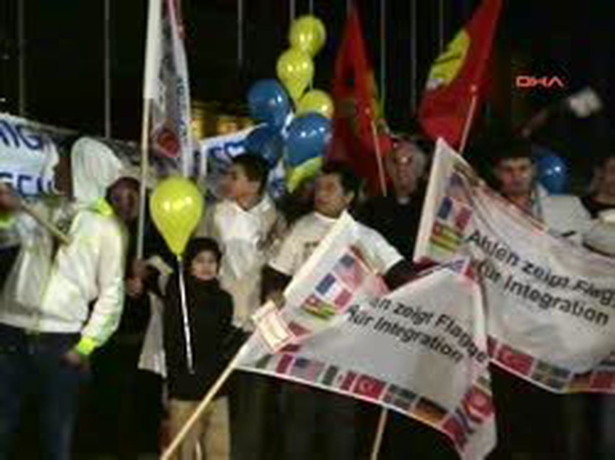 Sarrazin, Ahlen'de Protesto Edildi