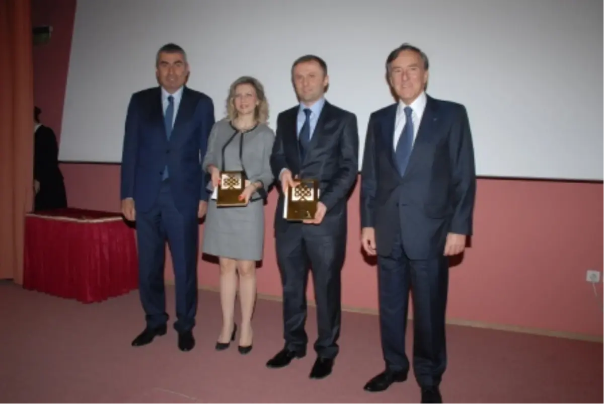 Eczacıbaşı Tıp Ödülleri Sahiplerini Buldu