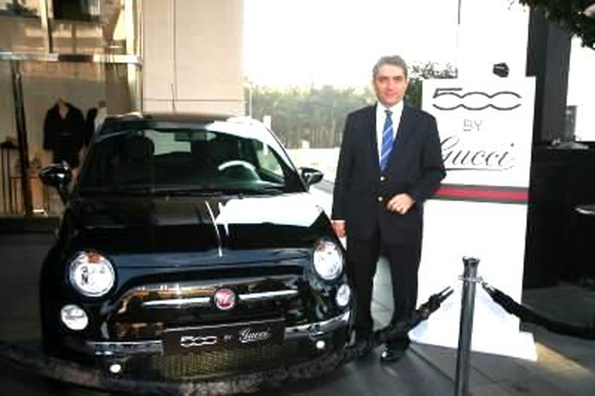 Fiat ve Gucci, '500 By Gucci'yi Türkiye'ye Sundu