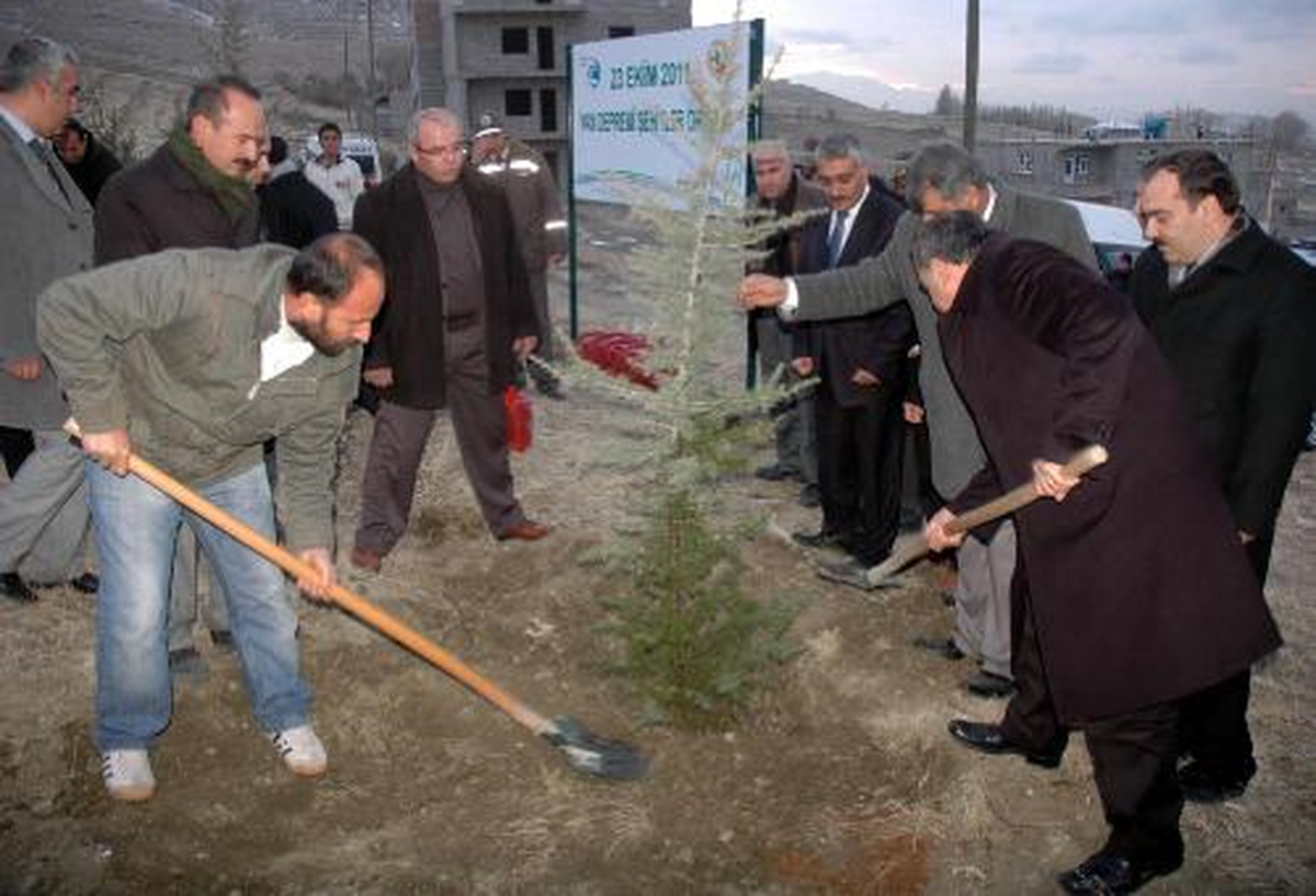 Bakan Eroğlu; Van'da Yatırımlar Devam Edecek (2)