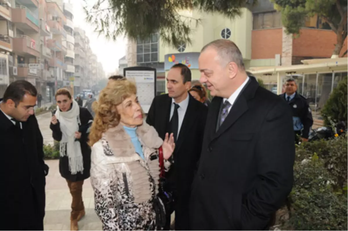 Konuk Caddesi Esnafı\'ndan Ergün\'e Teşekkür