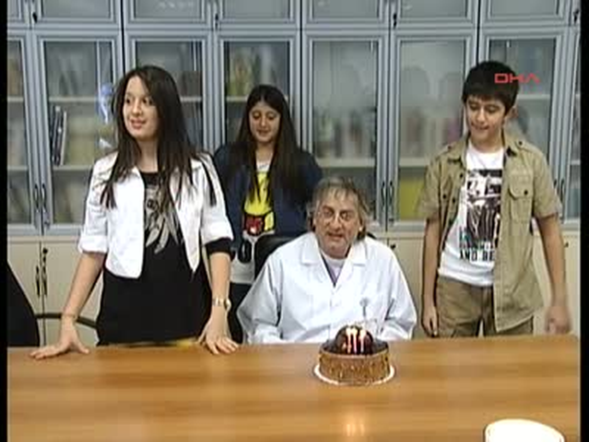 Tüp Bebek Yöntemiyle Doğan Üçüzler Çocukluktan Çıktı, Gençliğe Adım Attı