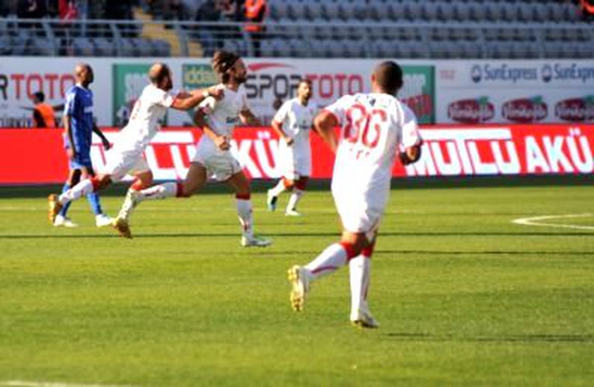 Antalyaspor Evinde Kazandı