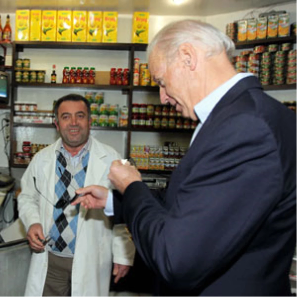 Joe Biden Alışverişte