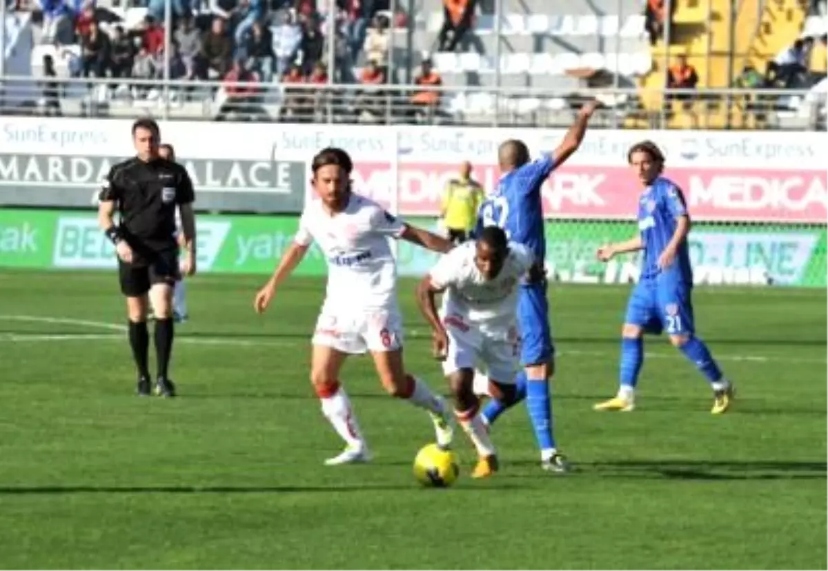 Medical Park Antalyaspor - Kardemir Karabükspor: 2-1