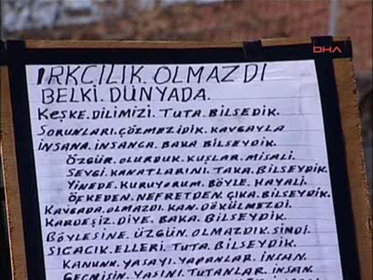 Dink'in Arkadaşları Adliyeye Yürüdü