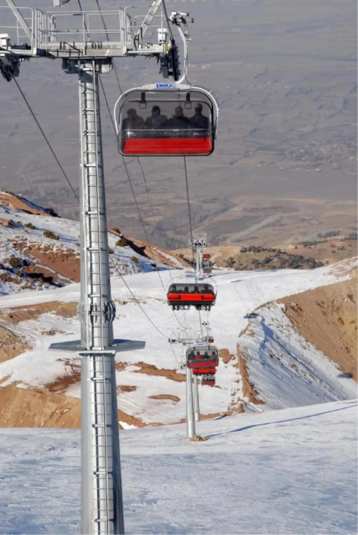 Erzincan\'da Kayak Tesisi İnşasında Sona Yaklaşıldı