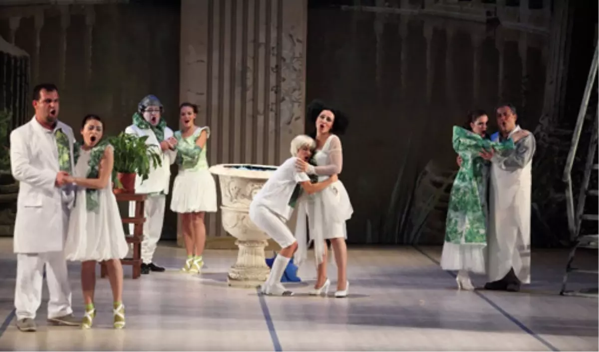 "Figaro\'nun Düğünü" Aralık\'ta da Sahnede