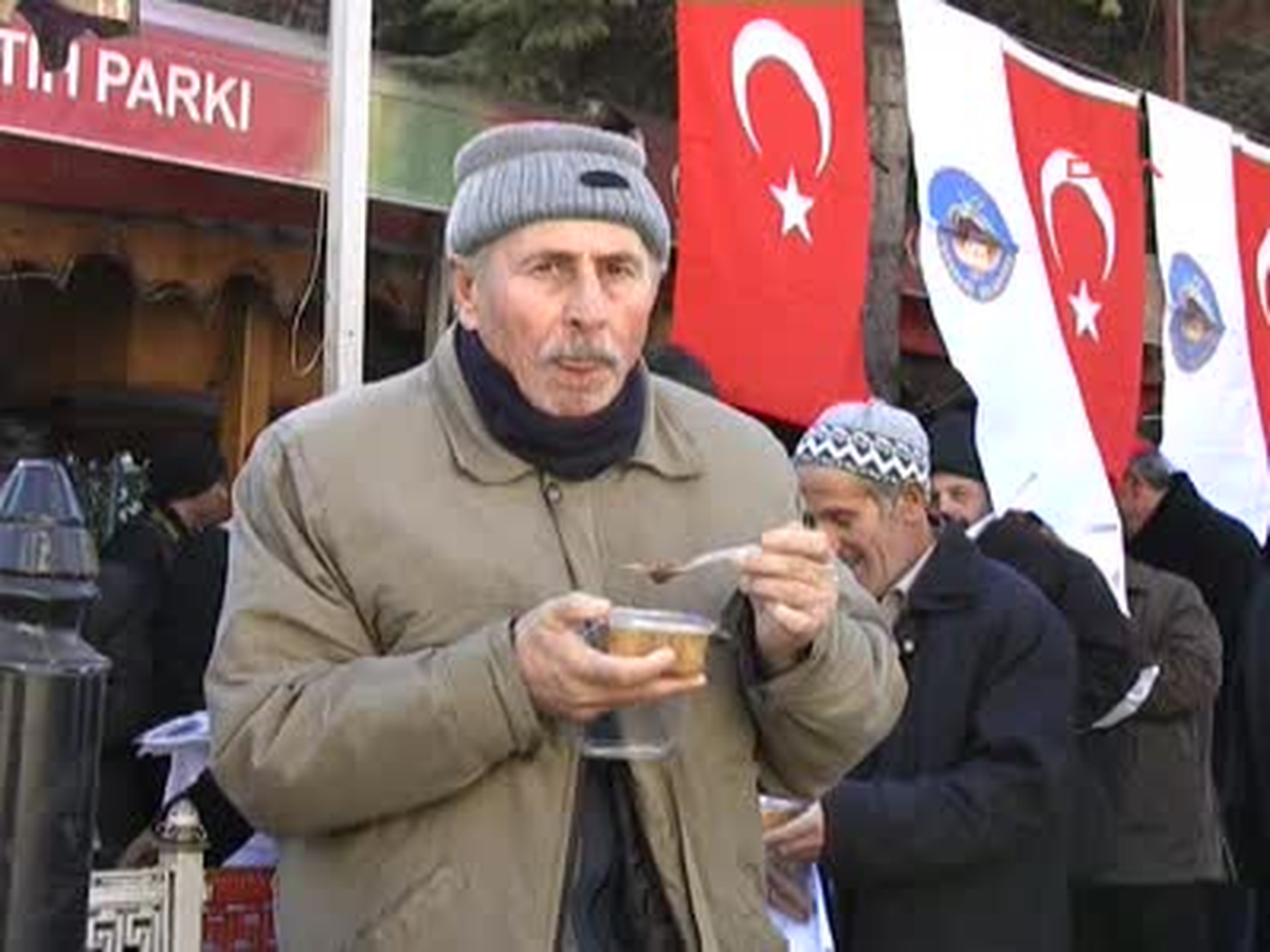 Gümüşhane Belediyesi Aşure Günü Düzenledi