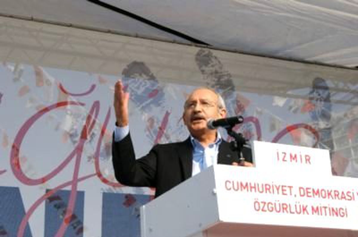Kılıçdaroğlu İzmir'de Miting Düzenledi