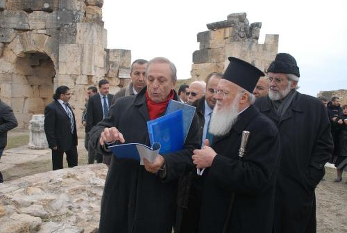 54 Yıllık Hierapolis Kazısının Kaderi Bakan Günay'a Bağlı