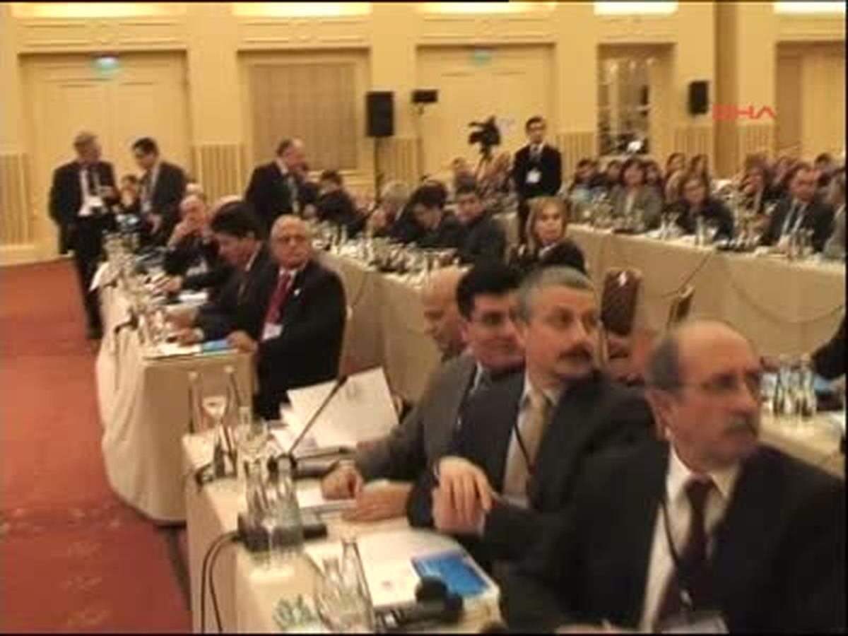 Avukatlardan 'Konferans Baskını'2