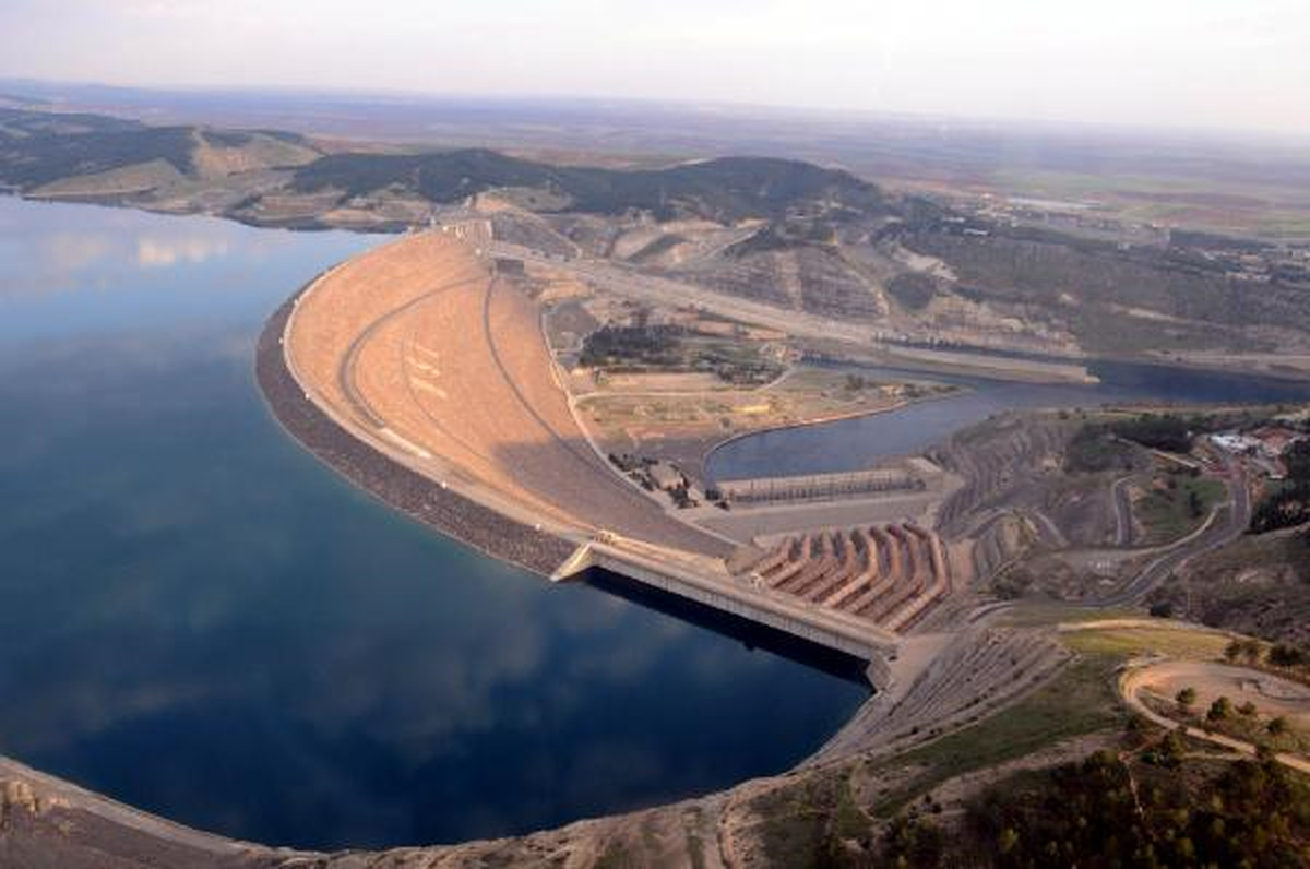 Demirel Gap'ı Gaptırdı