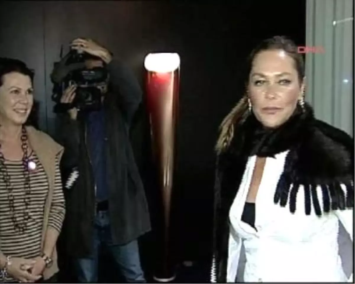 Hülya Avşar Tog İçin Dekore Ettiği Dairesini Gezdi