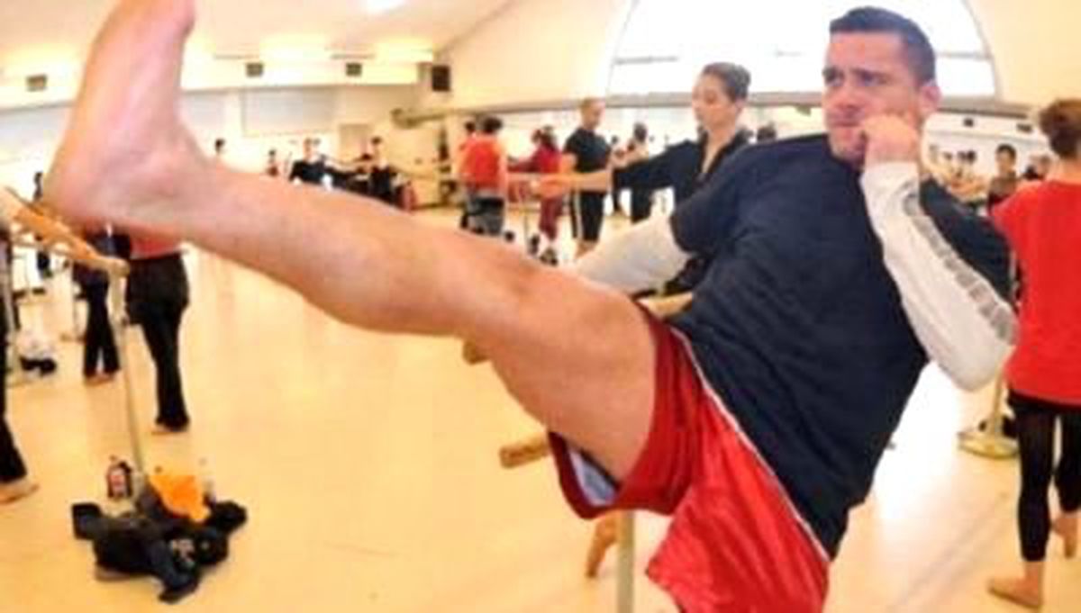 Dünya Kıckboks Şampiyonu Besim Kabashı'nin Ani Ölümü Kosovalıları Üzdü