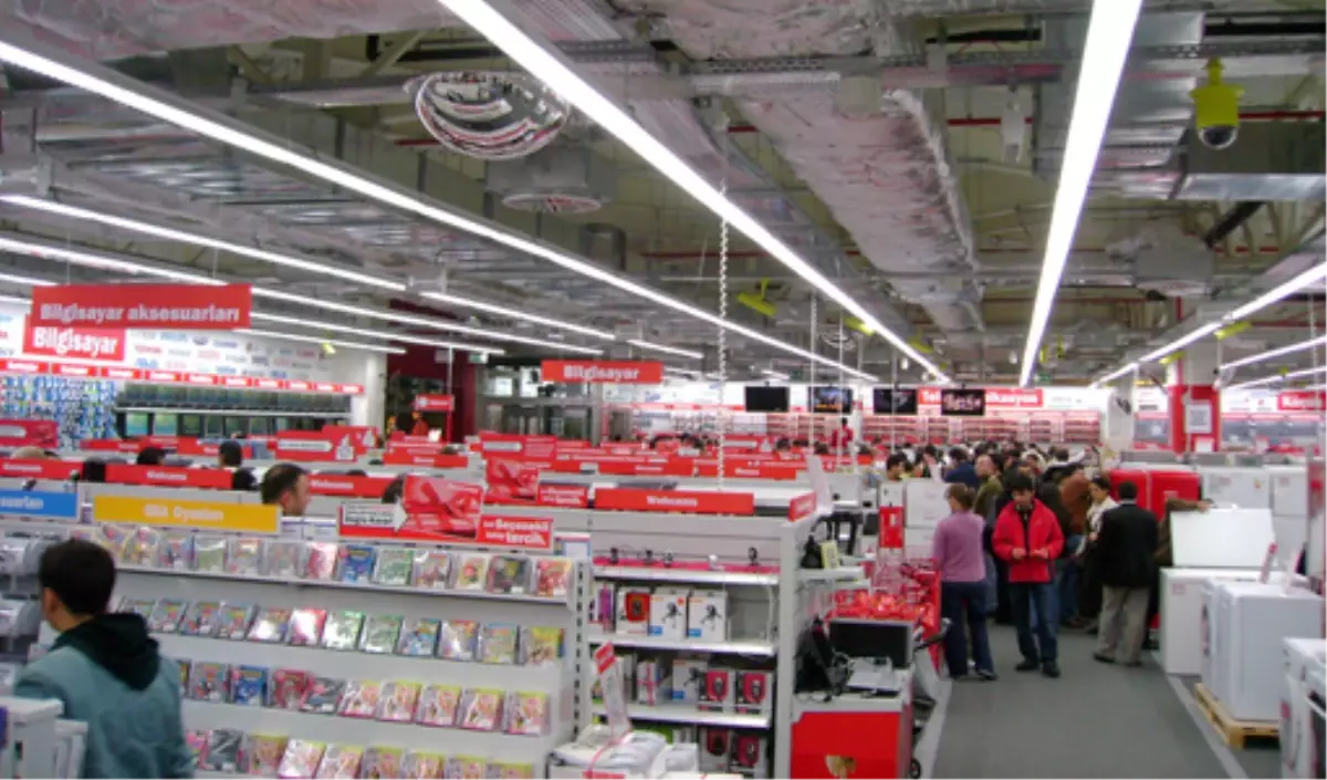 Media Markt \'an Büyük Kutlama