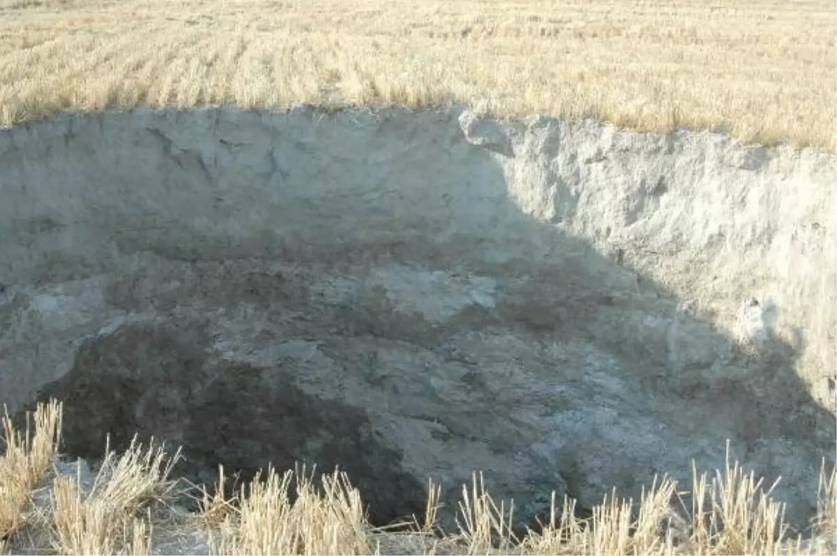 Konya'da Esrarengiz Çukurlar