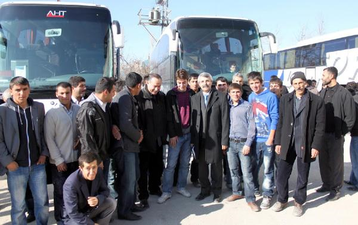 Van'da 8 ve 12'nci Sınıf Öğrencileri Batı İllerine Yerleştiriliyor
