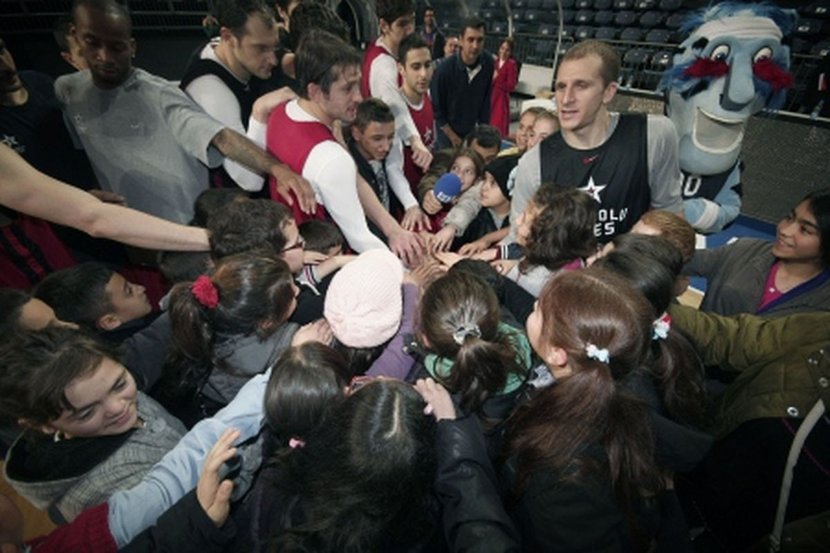 Anadolu Efes Kastamonulu Çocukları Ağırladı