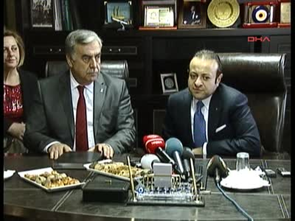 Egemen Bağış,figüranlığı Çok Görenler Başrolü Şart Koşuyor