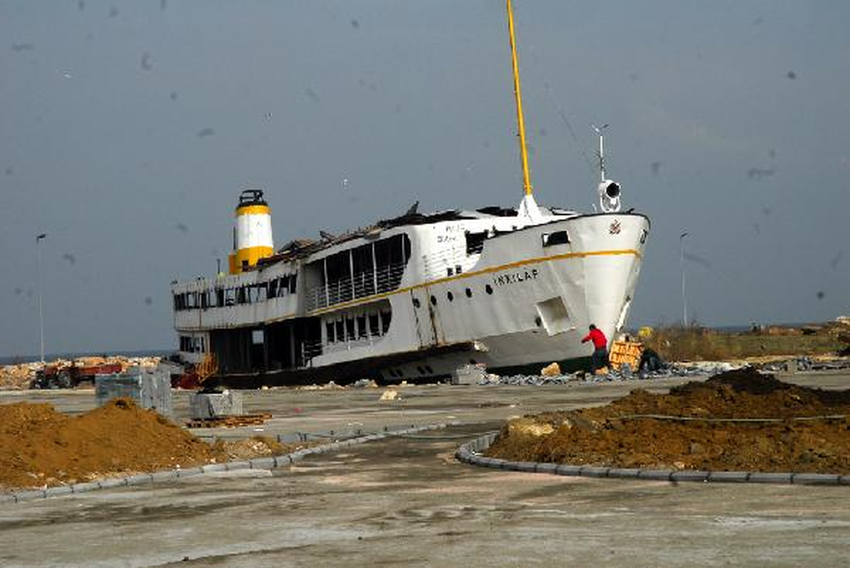 İnkılap Vapuru Yerinde Kalacak