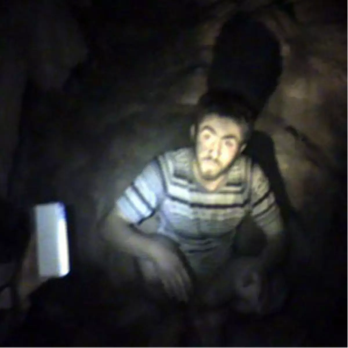 Cudi\'deki Mağarada İnsanlık Dersi