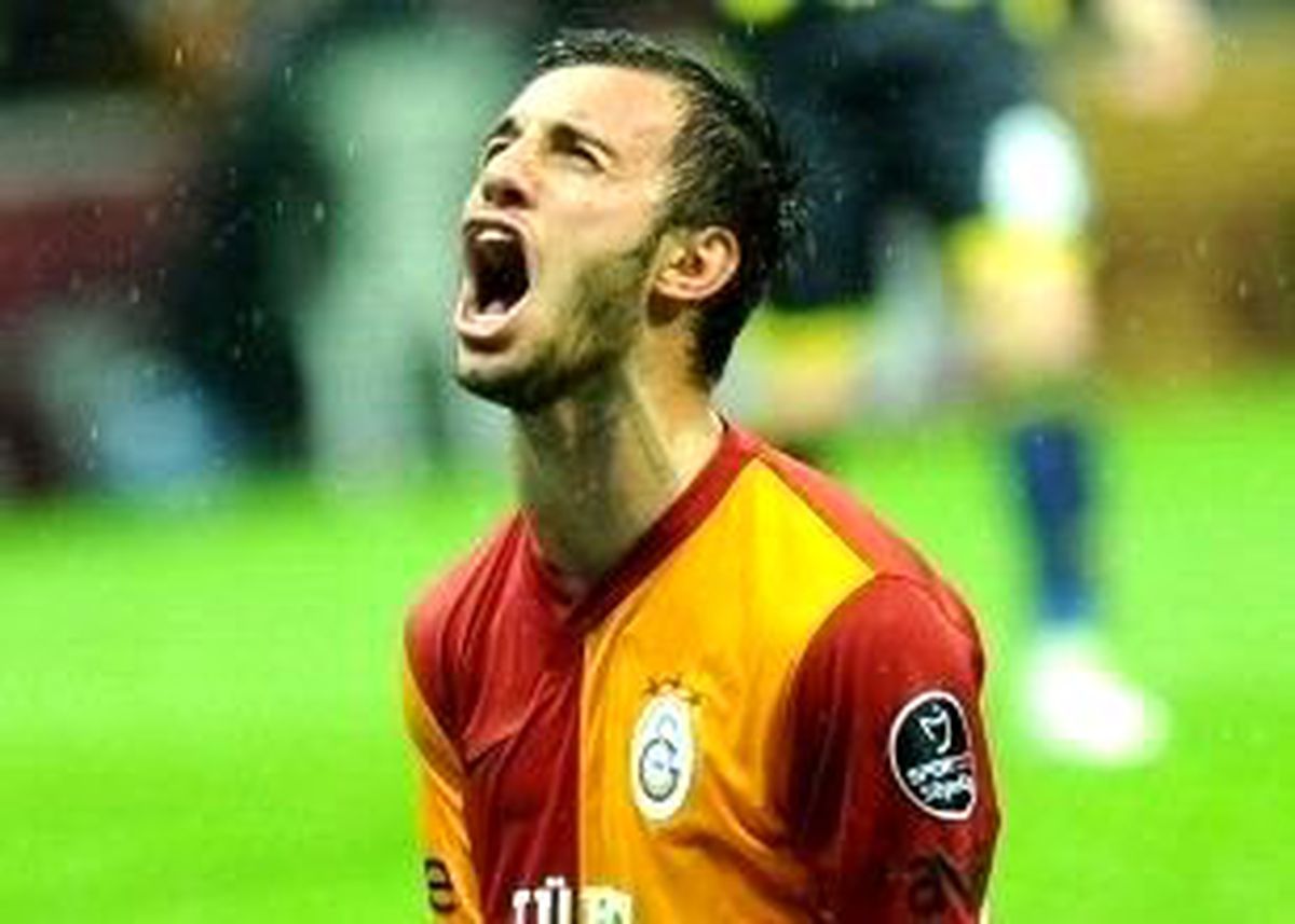 Emre Çolak'ın İlginç Hikayesi
