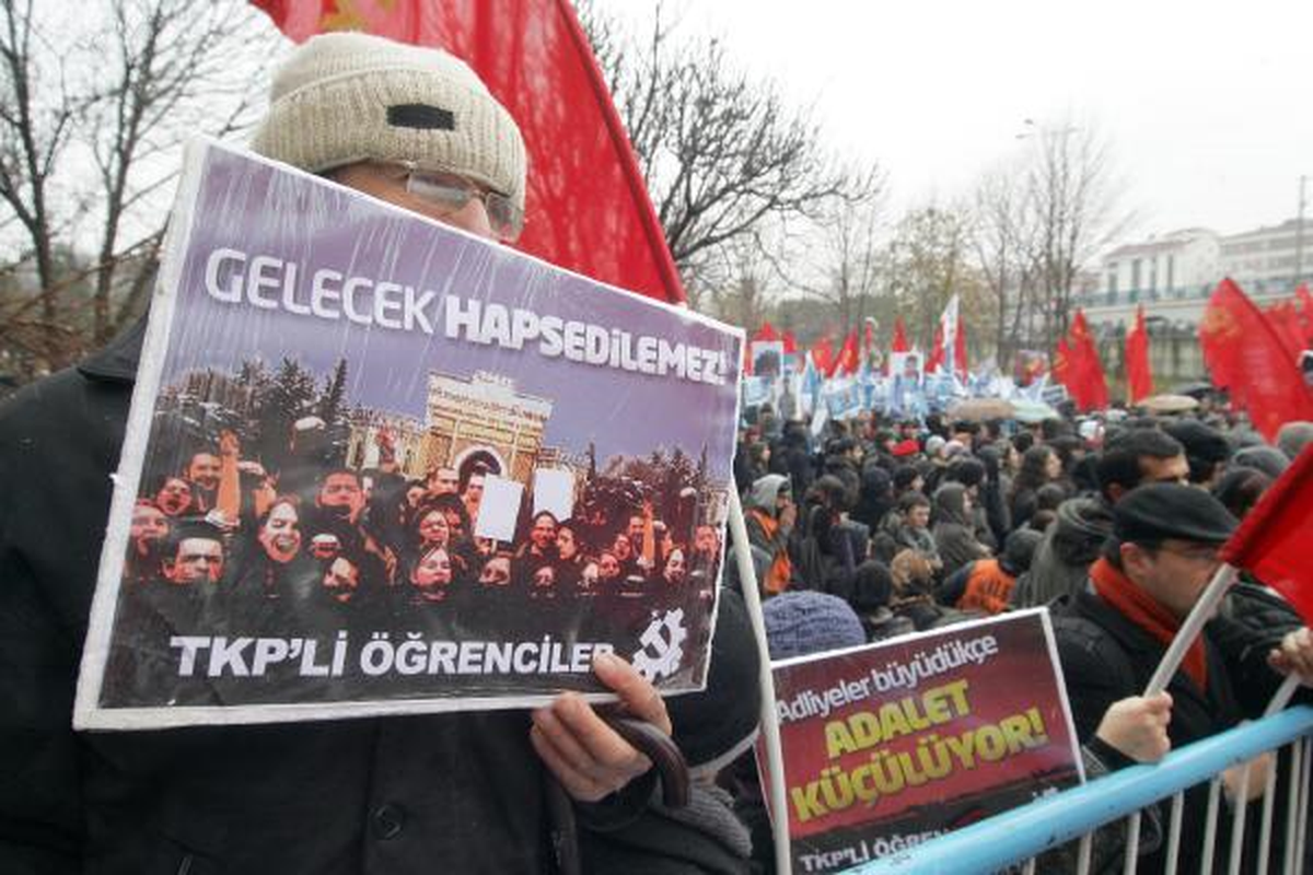 Hopa'da Sanıklara Destek Eylemi