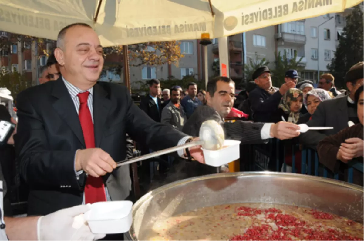 Perşembe Pazarı\'nda Aşure Bereketi