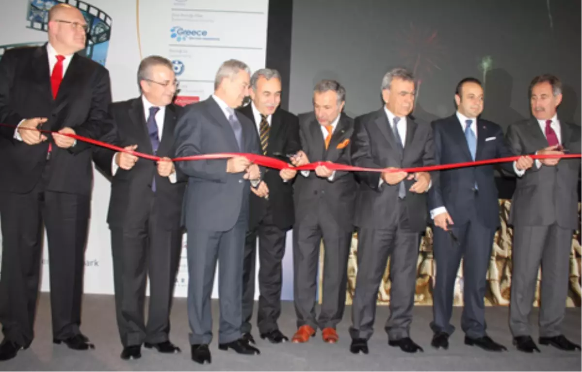 Sakarya; Travel Turkey İzmir 2001\'de