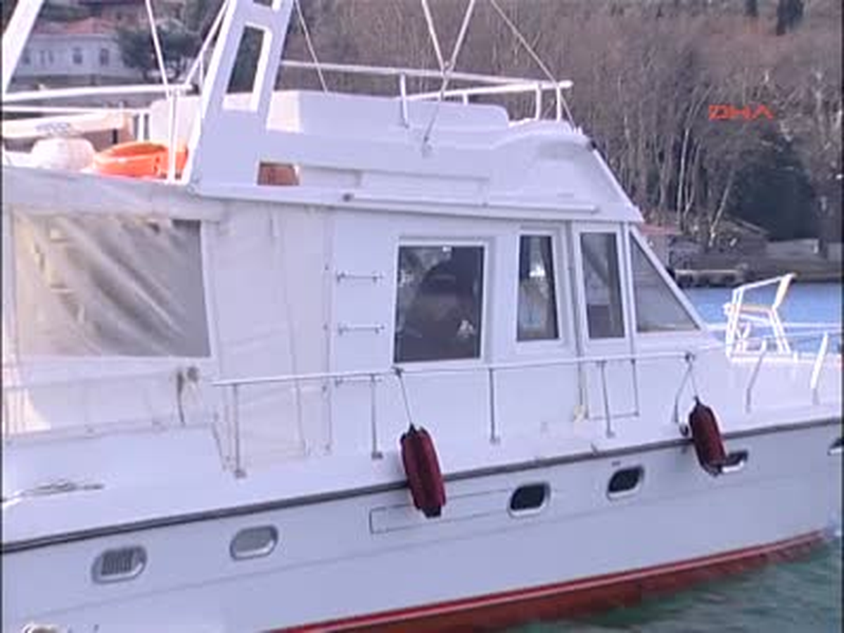 Ünlü Menajer Teknede Ölü Bulundu