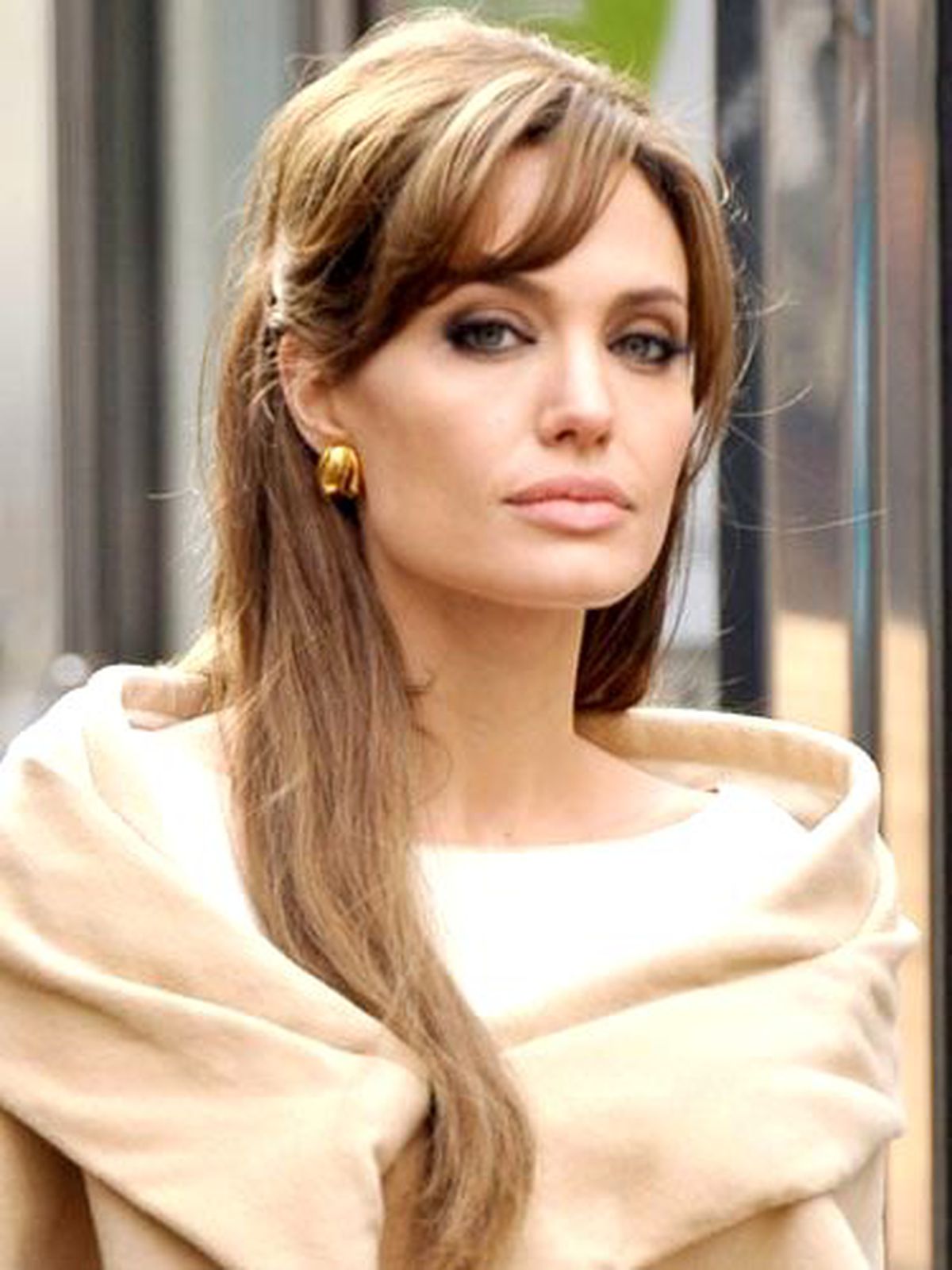 Angelina Jolie: Bosnalılar Benim Ailem