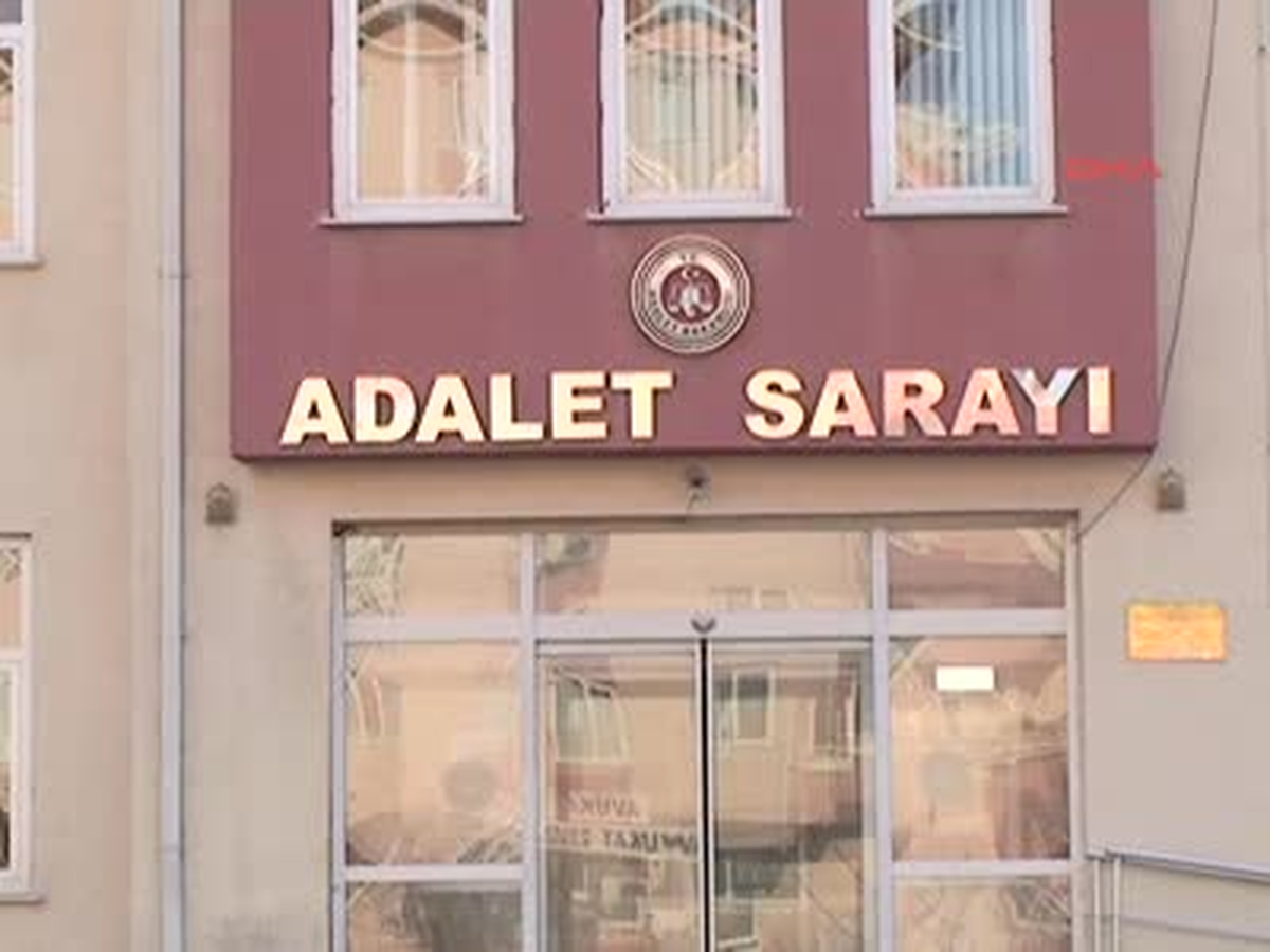 Kırklareli Eşi Eve Dönmeyince Dehşet Saçtı 3 Ölü