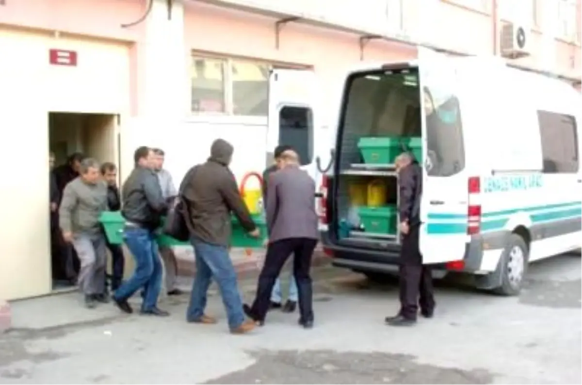 Konya\'da 4 Kişinin Öldüğü, 17 Kişinin Yaralandığı Trafik Kazası