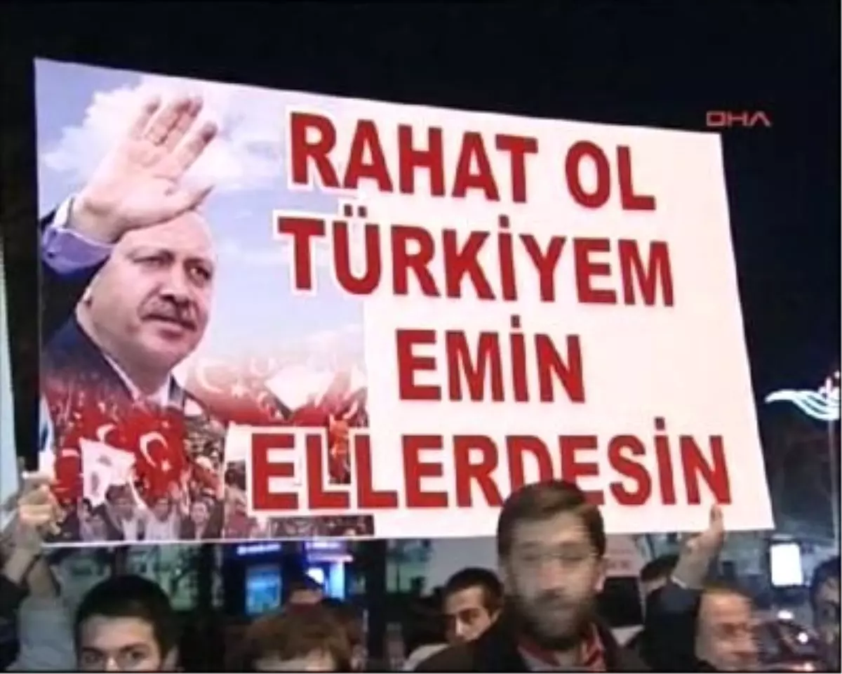 Küçükyalı Spotçular Derneğinden Başbakan Erdoğan\'a Sevgi Gösterisi